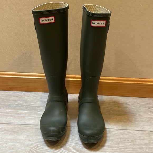 ⛰️Hunter Original Tall Boots⛰️ - Picture 2 of 10